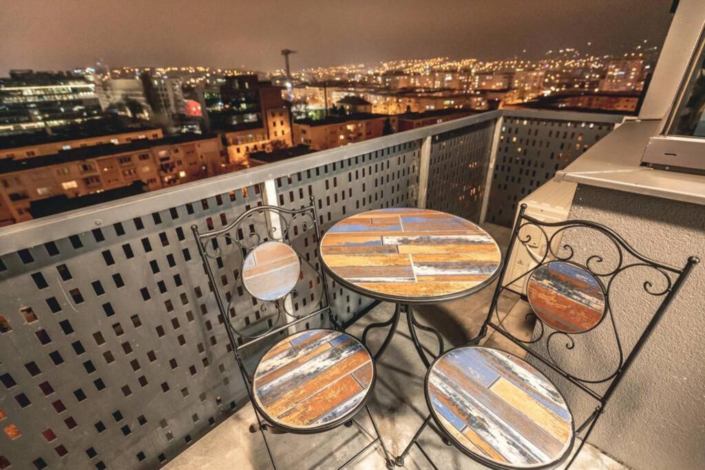 克卢日-纳波卡Briana Luxury Panoramic View公寓 外观 照片
